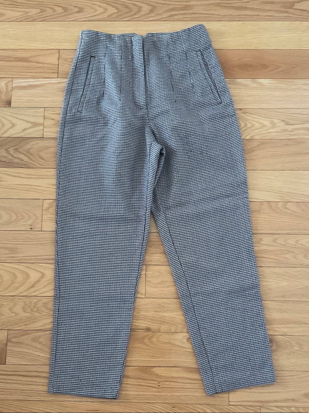 Zara Black & White Houndstooth Ankle Pants